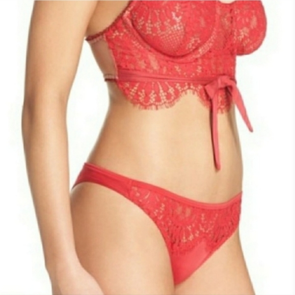 🍒NWT🍒 FOR LOVE & LEMONS XMAS BRA + PANTY SET - Picture 5 of 10